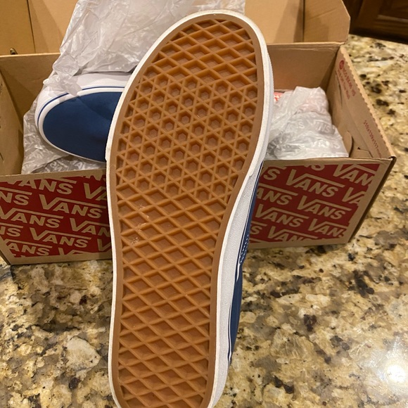 Vans slip on woman’s size 8 - Picture 3 of 3